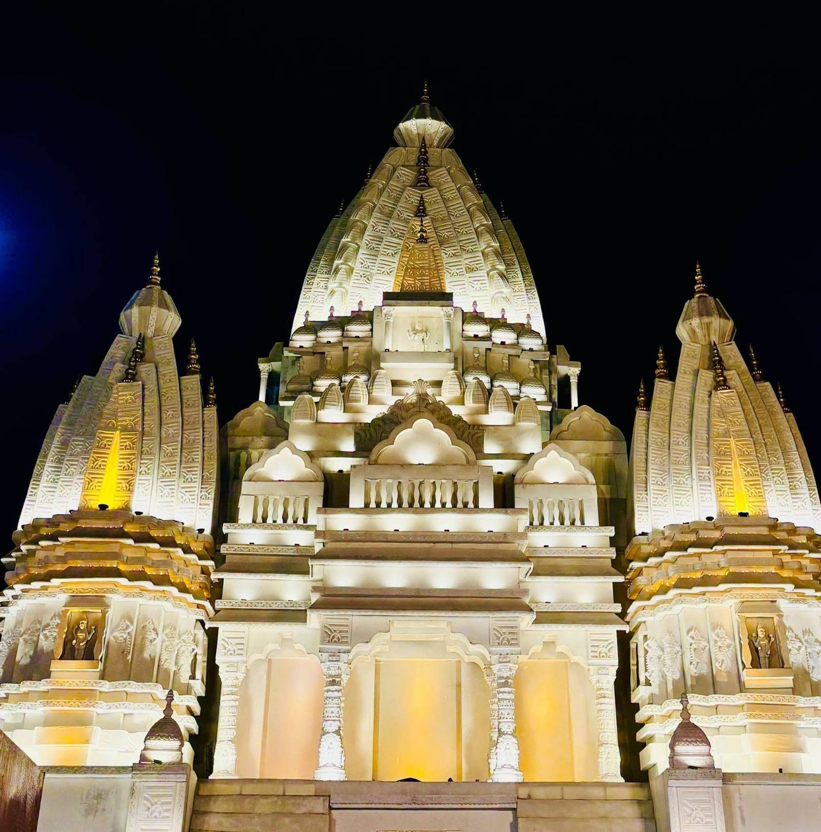 Bagbazar Sarbojanin Durgotsav Durga Puja pandal — North Kolkata 2026