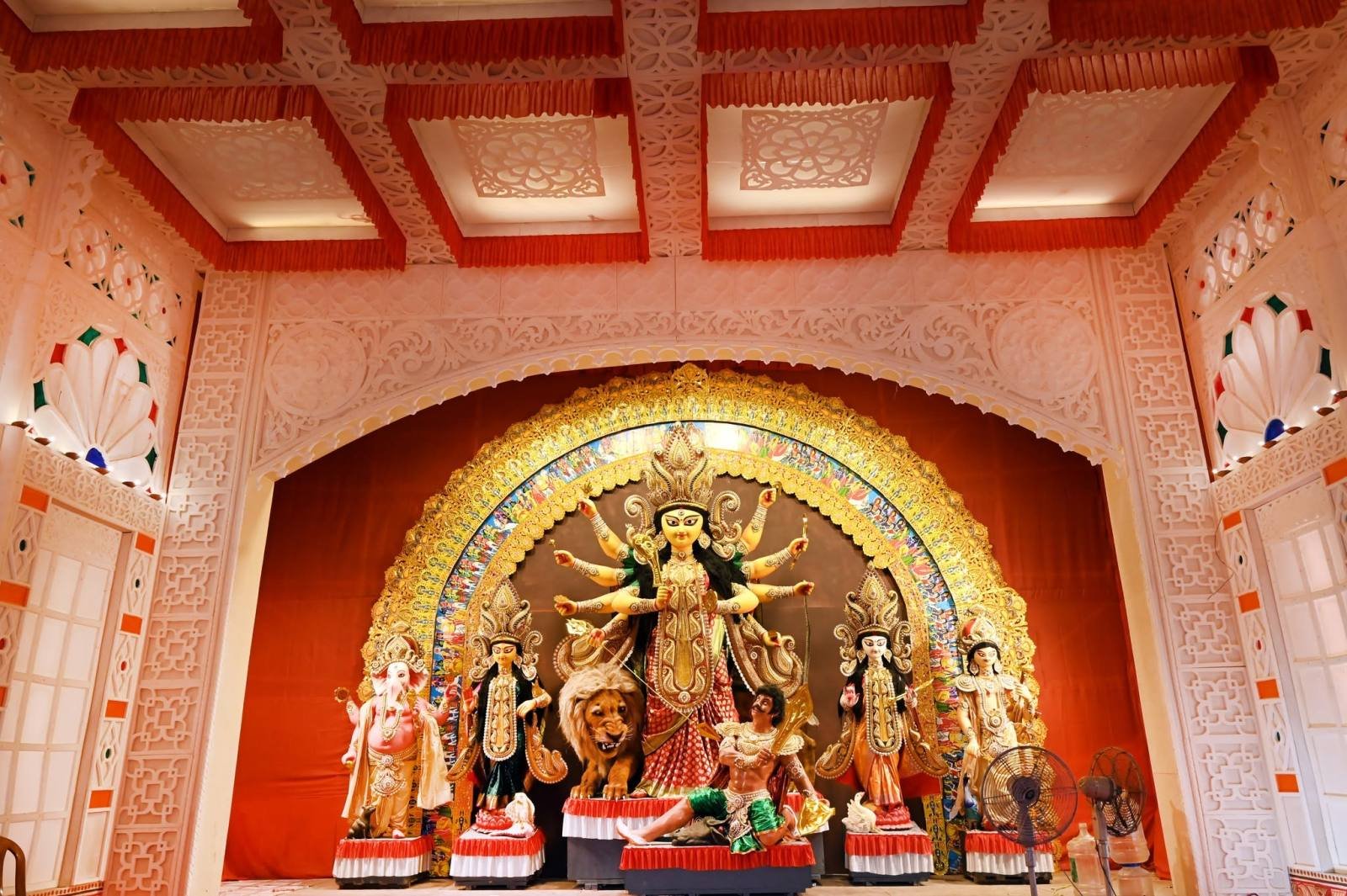 AB Block Abasik Sangha Durga Puja pandal — North-East Kolkata 2026